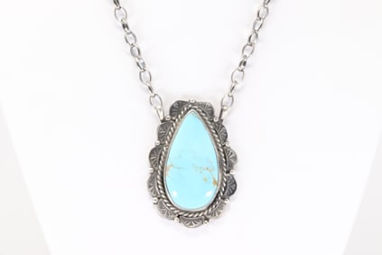 Native America Navajo Sterling Silver Kingman Turquoise Necklace By Jeff James.