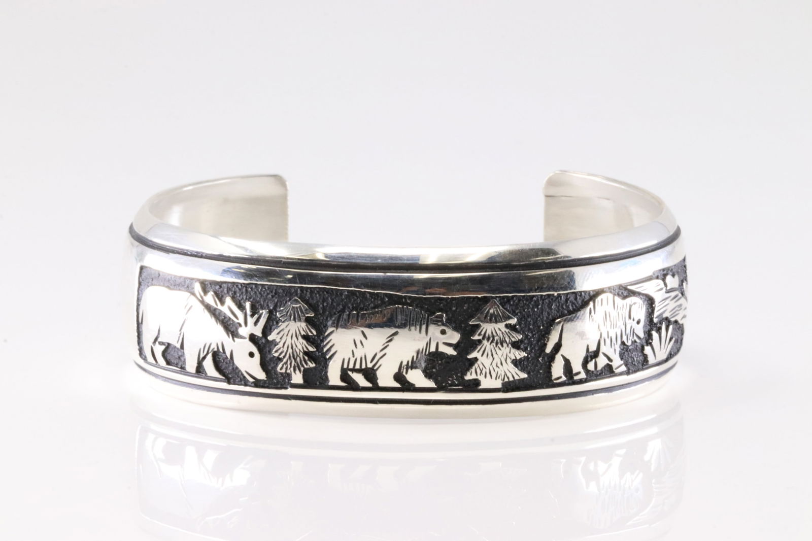 Native America Navajo Sterling Silver Design Stamped Bracelet Cuff By T&R Singer. (1 of 4)