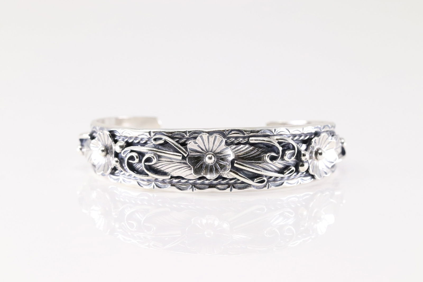 Native America Navajo Sterling Silver Floral Bracelet Cuff by Bessie Joe. (1 of 4)