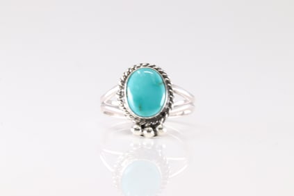 Native America Navajo Sterling Silver Turquoise Ring By Rosemary Saunders.