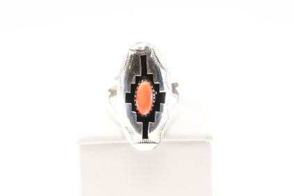 Native America Navajo Sterling Silver Spiny Oyster Ring By Felix Perry.