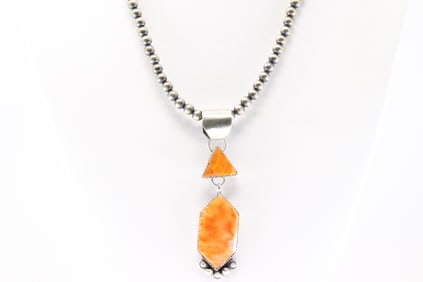 Native America Navajo Sterling Silver Spiny Oyster Necklace By Selina Warner.