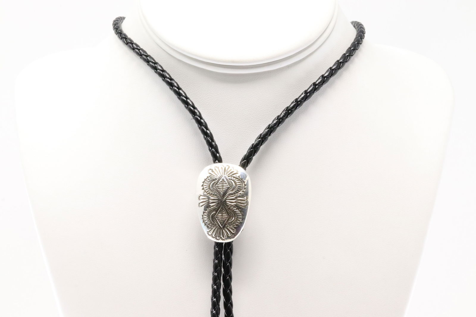 Native America Navajo Sterling Silver Stamped Bolo Necklace By Shirley Skeets. (1 of 4)