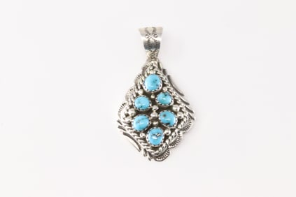 Native America Navajo Sterling Silver Turquoise Pendant.