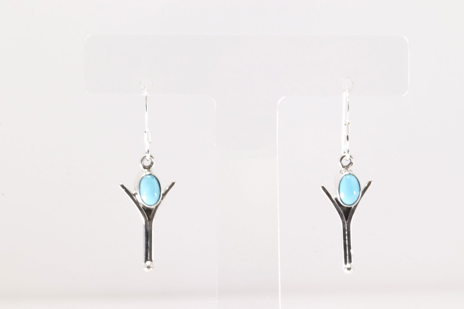 Native America Navajo Sterling Silver Turquoise Dangling Earring'sBy Gary Shorty.: This is a Native America Navajo Sterling Silver Turquoise Dangling Earring'sBy Gary Shorty.