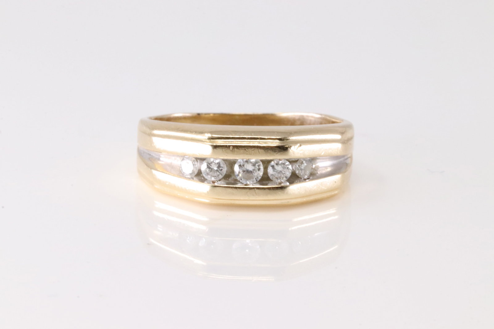 Diamond Ring 14Kt. (1 of 4)