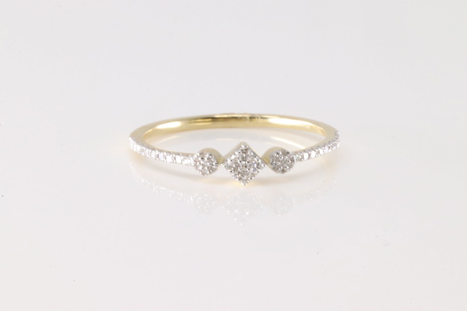 Diamond Ring 14Kt. (1 of 4)
