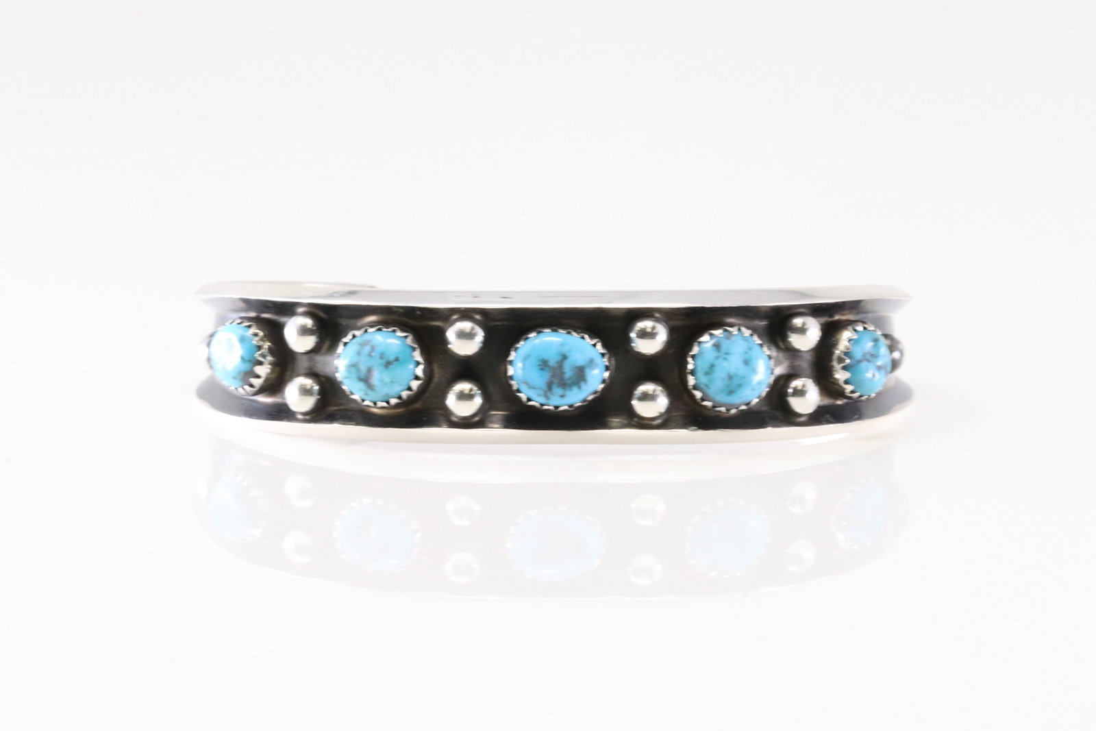 Native America Navajo Sterling Silver Turquoise Bracelet Cuff By Paul Largo.: This is a Native America Navajo Sterling Silver Turquoise Bracelet Cuff By Paul Largo. Stamp P.L.