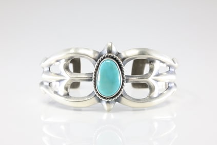 Native America Navajo Sterling Silver Turquoise Bracelet Cuff By Eugene Gruber.