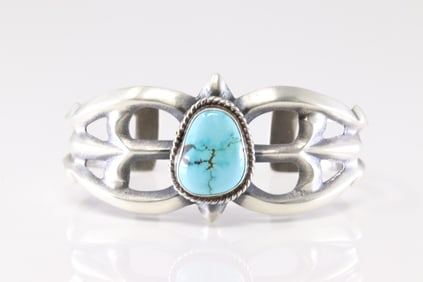 Native America Navajo Sterling Silver Turquoise Bracelet Cuff By Eugene Gruber.
