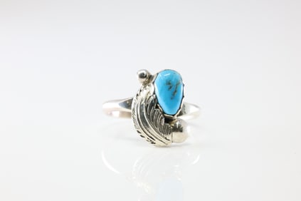 Native America Navajo Sterling Silver Turquoise Ring  By Simplicio.