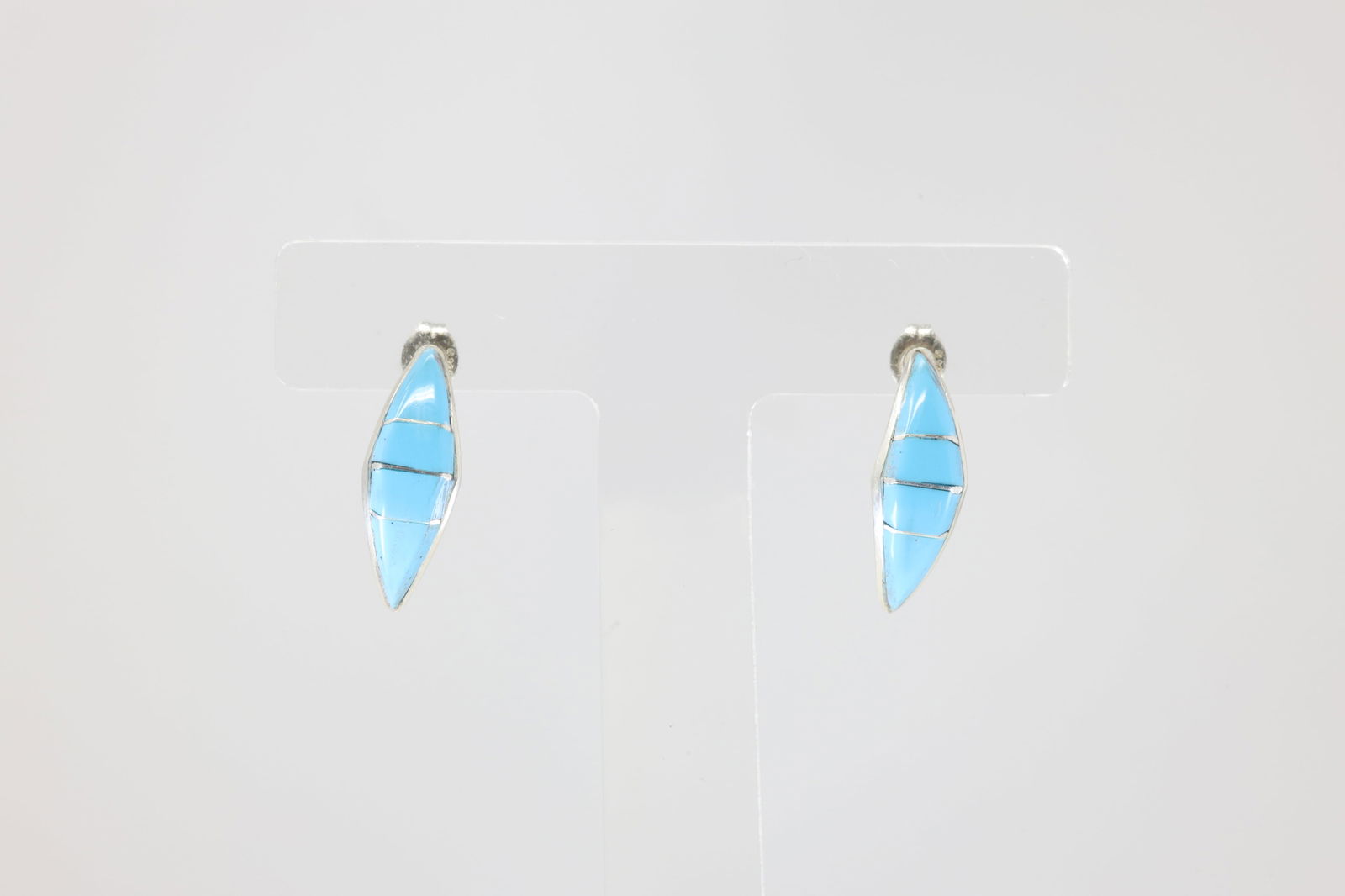 Native America Zuni Sterling Silver Turquoise Inlay Post Earring's By Robert Kanesta.: This is a Native America Zuni Sterling Silver Turquoise Inlay Post Earring's By Robert Kanesta. Stamp RK.
