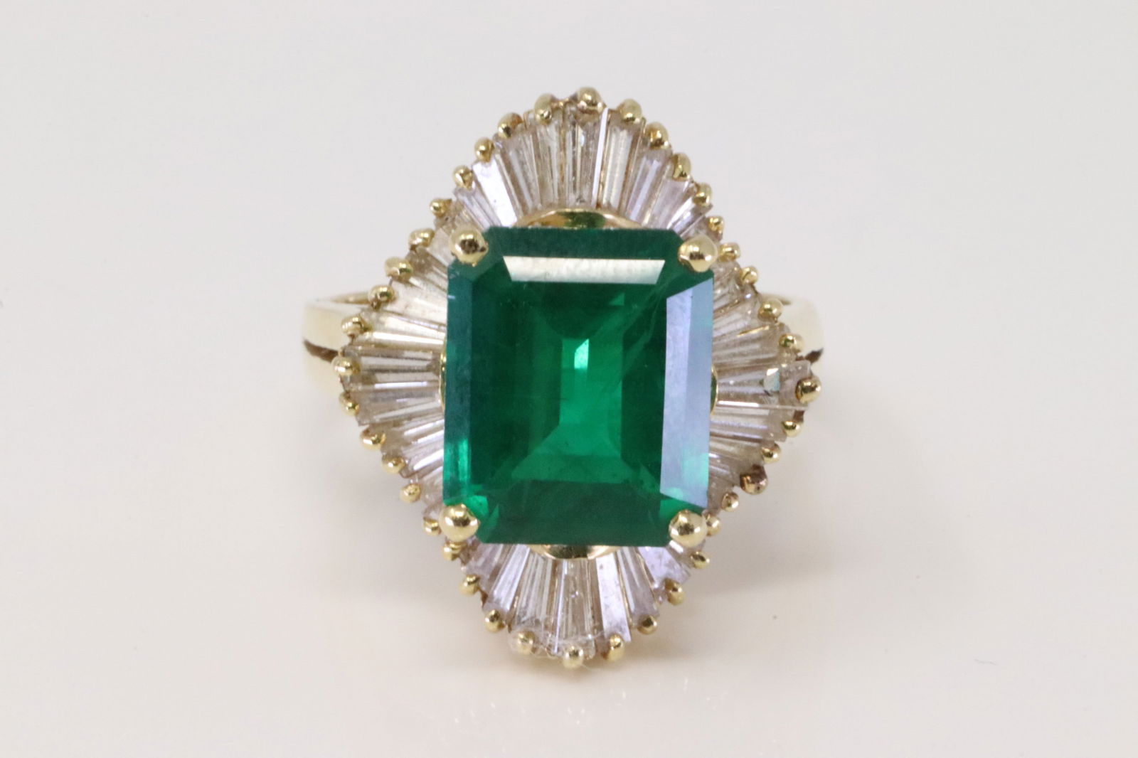 14Kt Yellow Gold  Emerald / Diamond Ring. (1 of 4)