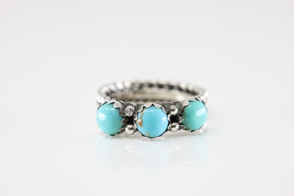 Native America Navajo Sterling Silver Turquoise Ring By R. King.