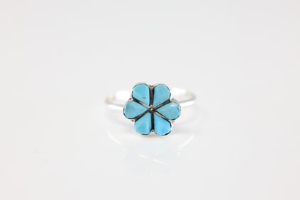 America Sterling Silver Turquoise Ring.