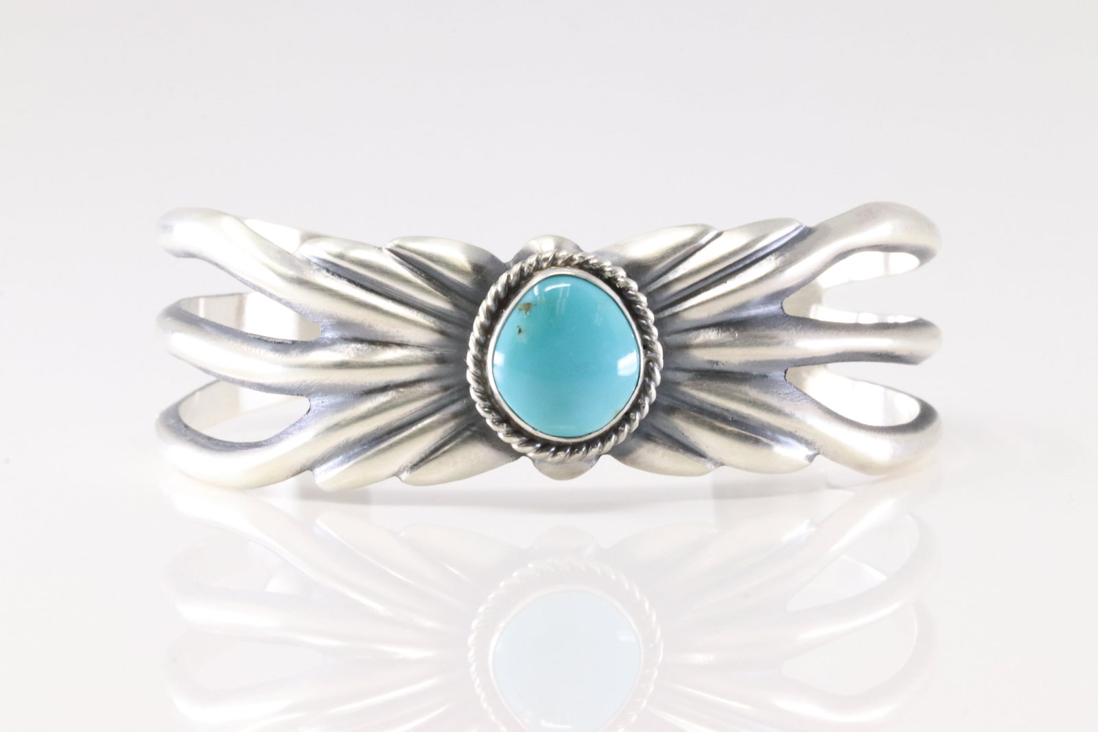 Native America Navajo Sterling Silver Turquoise Bracelet Cuff By Eugene Gruber.: This is a Native America Navajo Sterling Silver Turquoise Bracelet Cuff By Eugene Gruber. Stamp EDG.