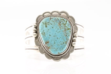 Native America Navajo Sterling Silver Number 8 Turquoise Brecelet Cuff By Danny Hinio.