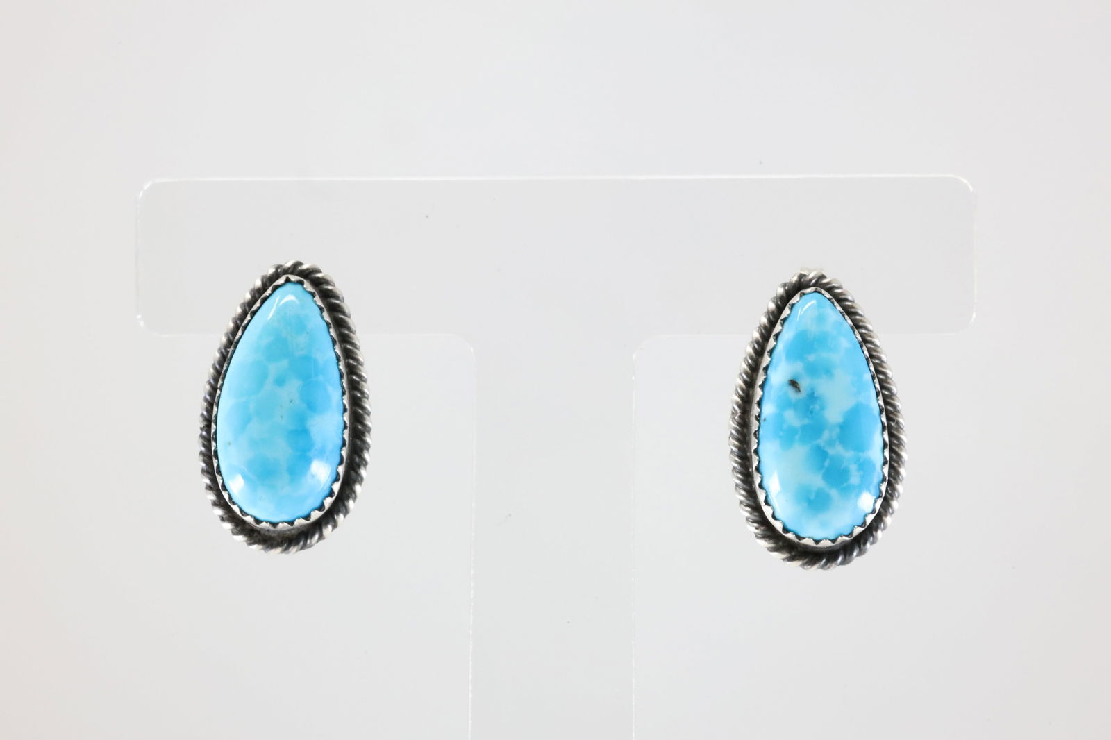 Native America Navajo Sterling Silver Kingman Turquoise Post Earring's By Freda Martinez.: This is a Native America Navajo Sterling Silver Kingman Turquoise Post Earring's By Freda Martinez. Stamp F.