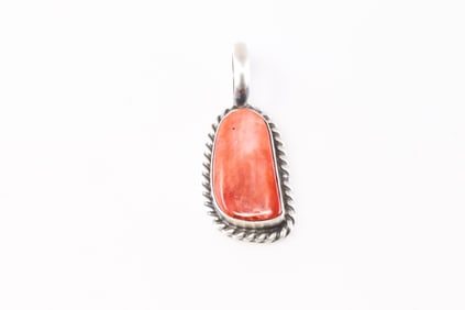 Native America Navajo Sterling Silver Spiny Oyster Pendant By Donovan Skeets.