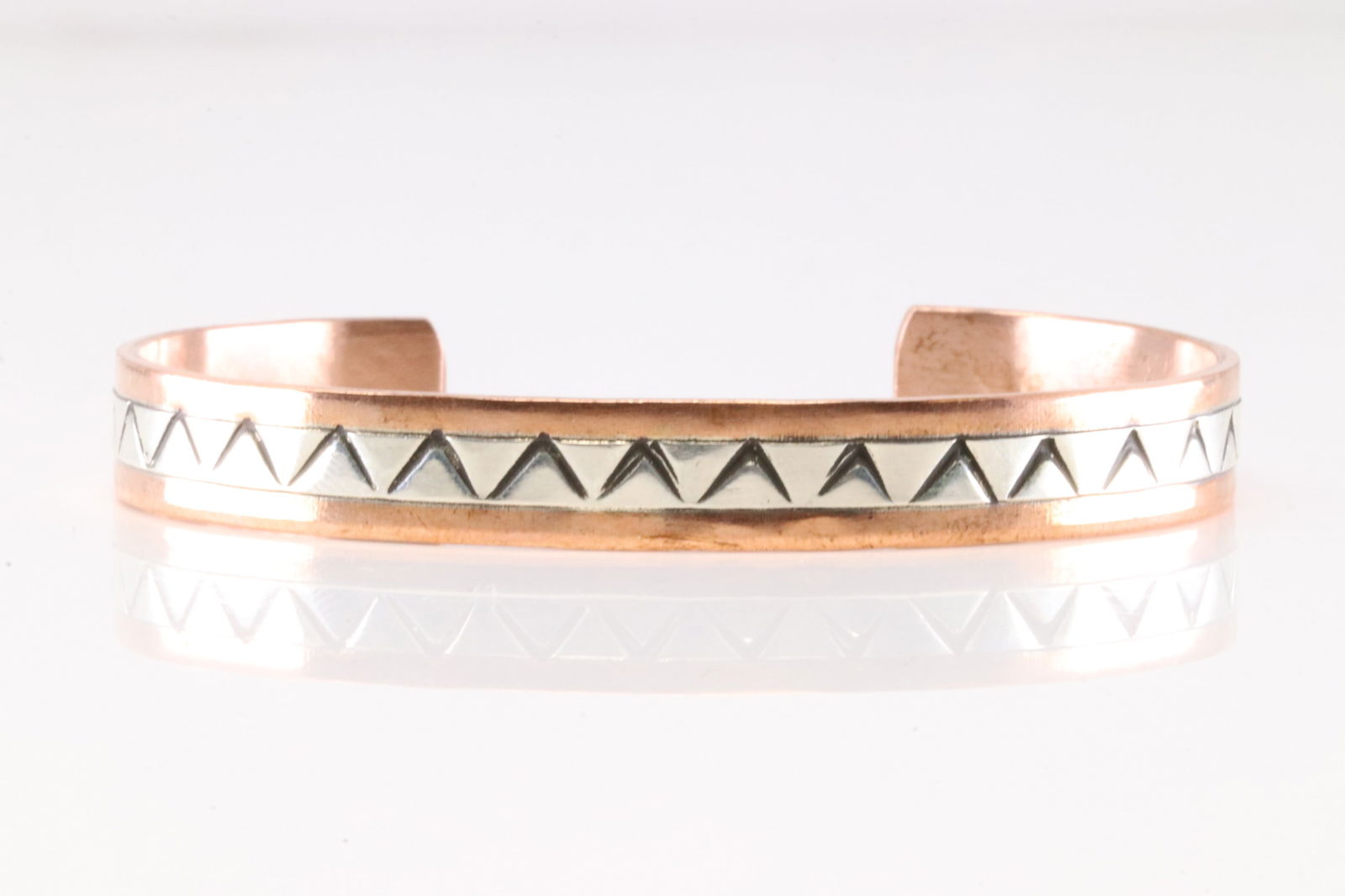 Native America Navajo Sterling Silver Copper Bracelet Cuff By J.G.: This is a Native America Navajo Sterling Silver Copper Bracelet Cuff By J.G.