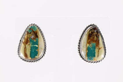 Native America Navajo Sterling Silver Kingman Turquoise Post Earring's By Chassity Belone.