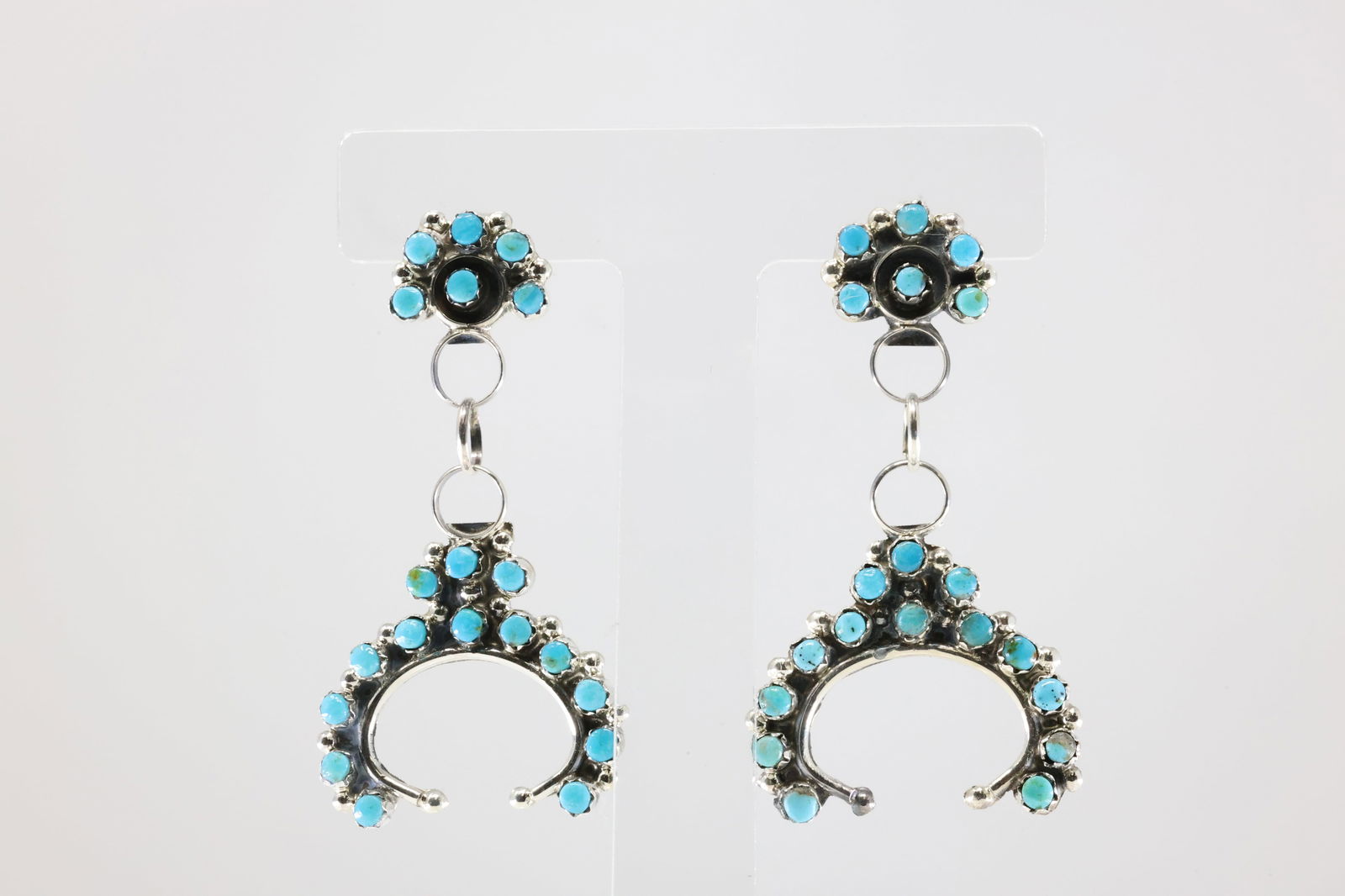 America Sterling Silver Turquoise Post / Dangling Earring.: This is a America Sterling Silver Turquoise Post / Dangling Earring.