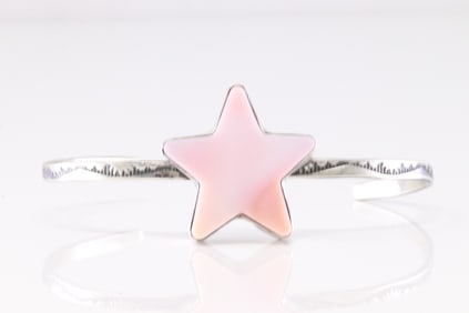 Native America Navajo Sterling Silver Pink Conch Shell Star Bracelet Cuff By Donovan Skeets.