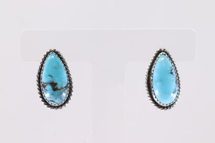 Native America Navajo Sterling Silver Kingman Turquoise Post Earring's By Freda Martinez.