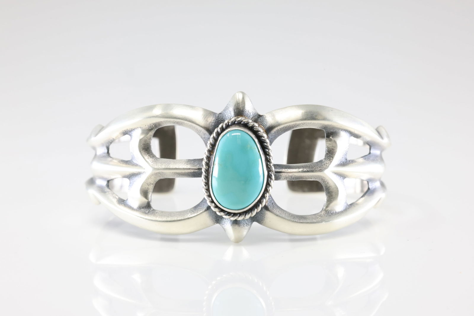 Native America Navajo Sterling Silver Turquoise Bracelet Cuff By Eugene Gruber. (1 of 4)