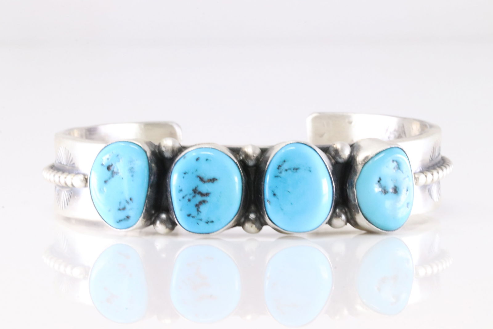 Native America Navajo Sterling Silver Sleeping Beauty Turquoise Bracelet Cuff By Wilson Dawes.: This is a Native America Navajo Sterling Silver Sleeping Beauty Turquoise Bracelet Cuff By Wilson Dawes.