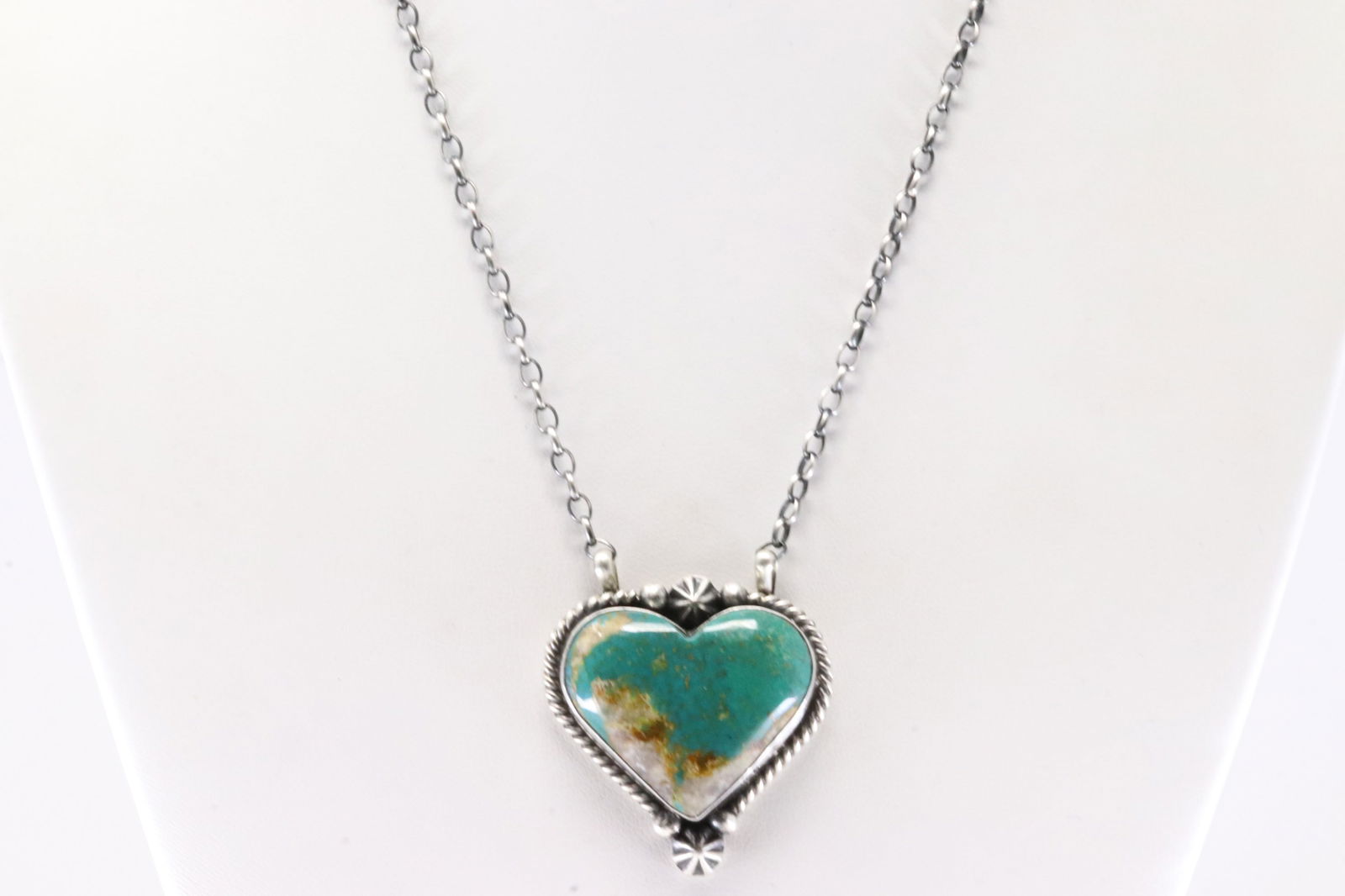 Native American Navajo Sterling Silver Kingman Turquoise Heart Necklace By Johnny Dixon. (1 of 4)