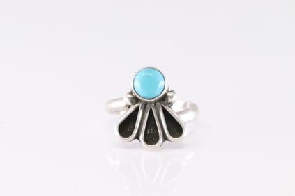 Native America Navajo Sterling Silver Turquoise Ring By Geraldine James.