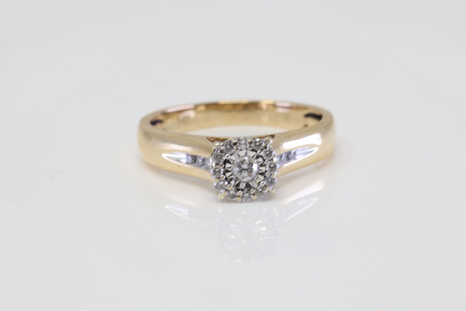 Diamond Ring 14Kt. (1 of 4)
