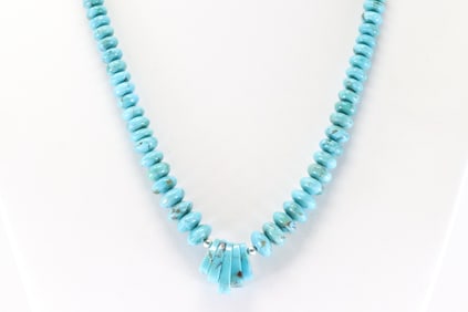 Native America Sterling Silver Turquoise Pearl Beaded Necklace.