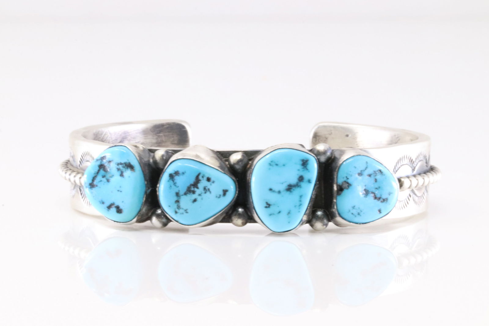 Native America Navajo Sterling Silver Sleeping Beauty Turquoise Bracelet Cuff By Wilson Dawes.: This is a Native America Navajo Sterling Silver Sleeping Beauty Turquoise Bracelet Cuff By Wilson Dawes.