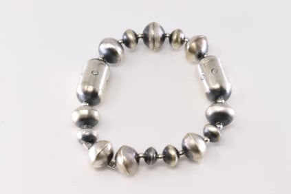 America Sterling Silver Stretch Pearl Beaded Bracelet.