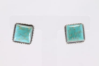 Native America Navajo Sterling Silver Kingman Turquoise Post Earring's By Judith Dixon.