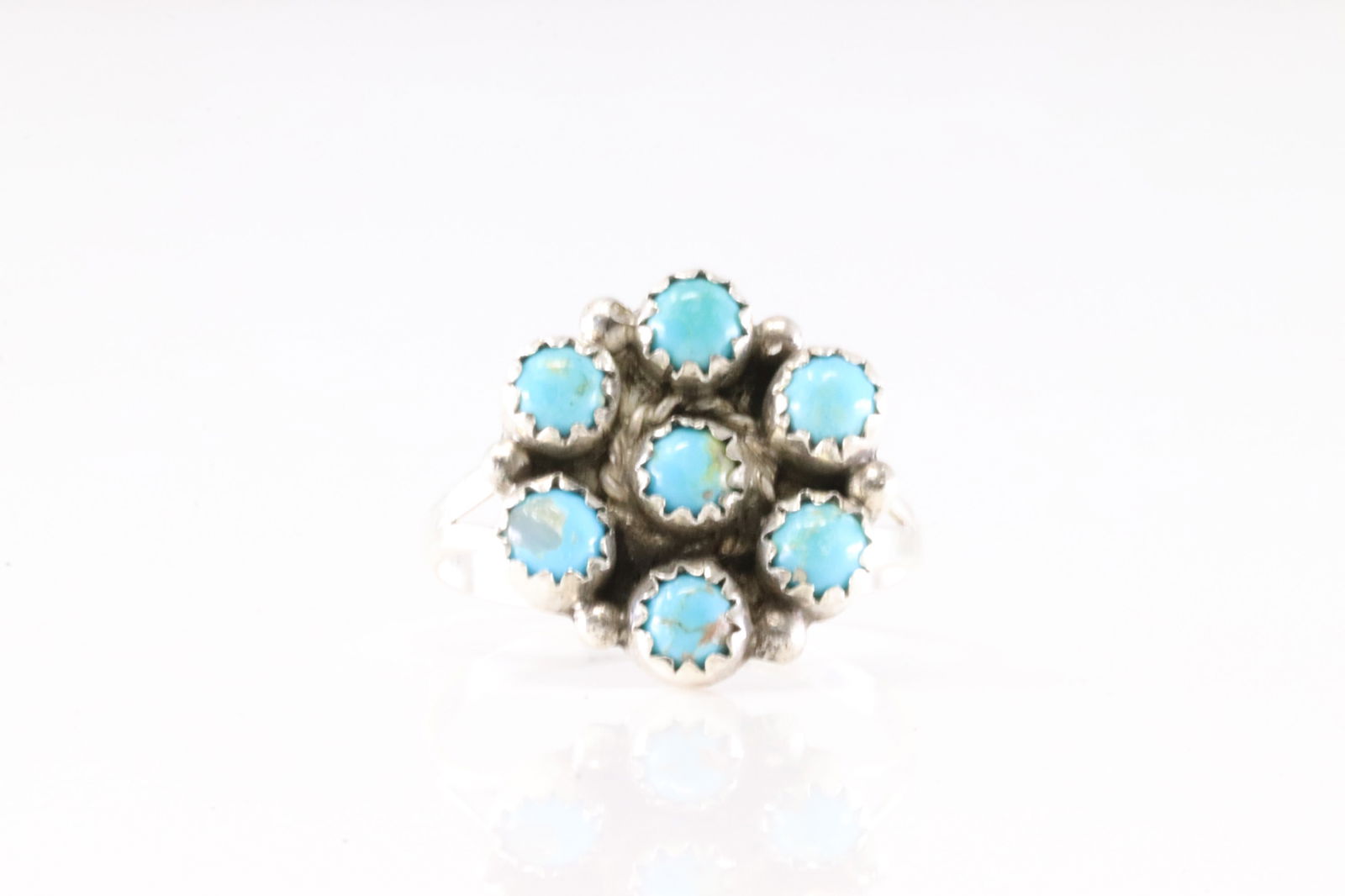 Native America Navajo Sterling Silver Turquoise Ring By M.R.: This is a Native America Navajo Sterling Silver Turquoise Ring By M.R. Ring size: 9.00.