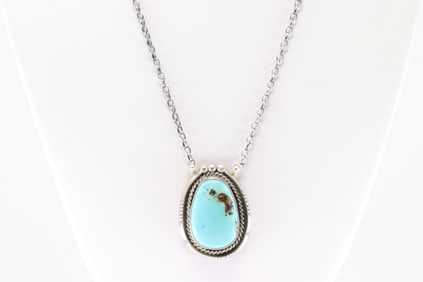 Native America Navajo Sterling Silver Kingman Turquoise Necklace By Brandon Etcitty.