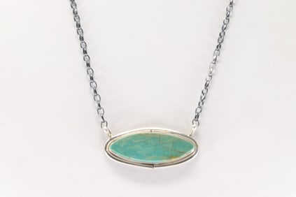 Native America Navajo Sterling Silver Kingman Turquoise Necklace By Steve Francisco.