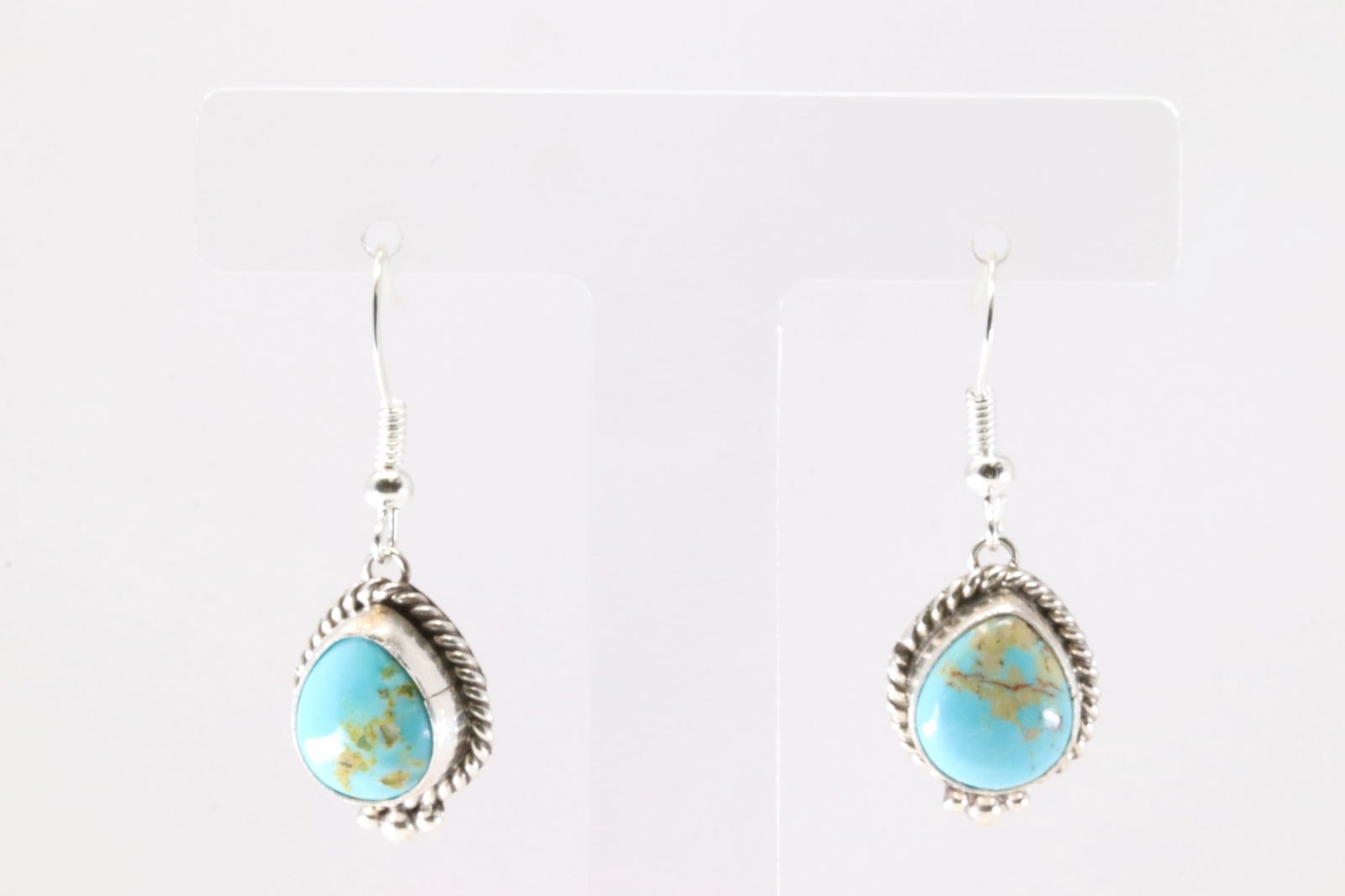 Native America Navajo Sterling Silver Kingman Turquoise Dangling Earring's By Trish Largo.: This is a Native America Navajo Sterling Silver Kingman Turquoise Dangling Earring's By Trish Largo. Stamp L.