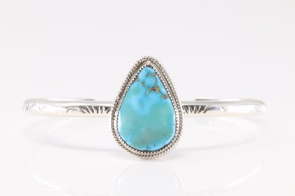 Native America Navajo Sterling Silver Turquoise Bracelet Cuff By Suzanna Johnson.