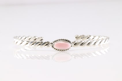 America Sterling Silver Pink Conch Shell Bracelet Cuff.