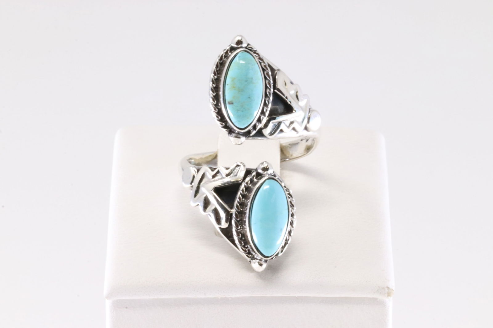 America Sterling Silver Turquoise Ring. (1 of 3)