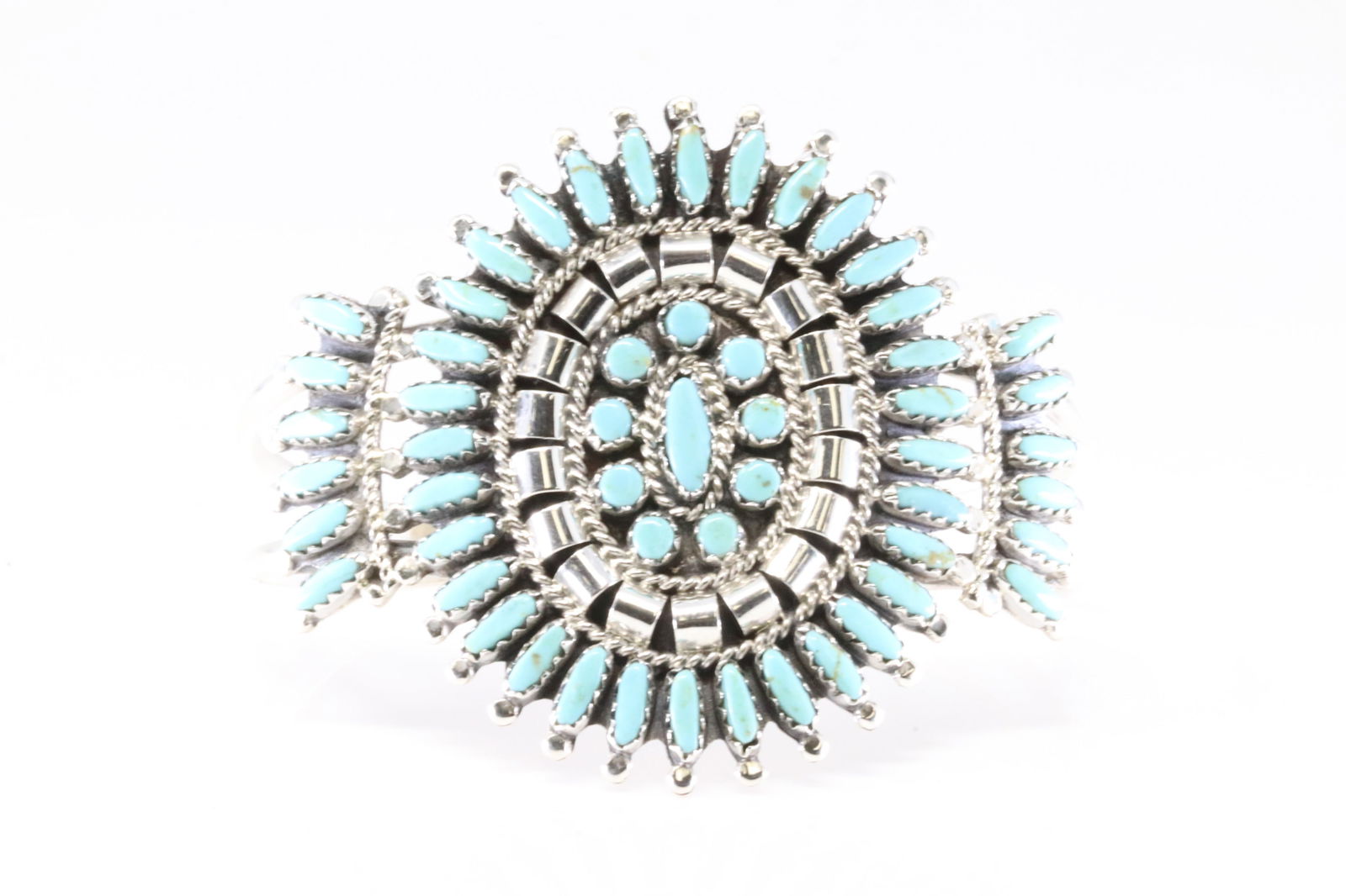 Native America Zuni Sterling Silver Turquoise Needlpoint Bracelet Cuff By Nathaniel Nez.: This is a Native America Zuni Sterling Silver Turquoise Needlpoint Bracelet Cuff By Nathaniel Nez. Stamp N&R Nez.