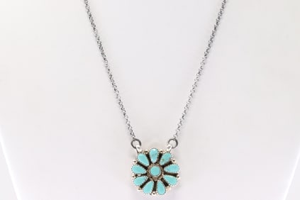 Native America Zuni Sterling Silver Kingman Turquoise Necklace By Alicia Wilson.