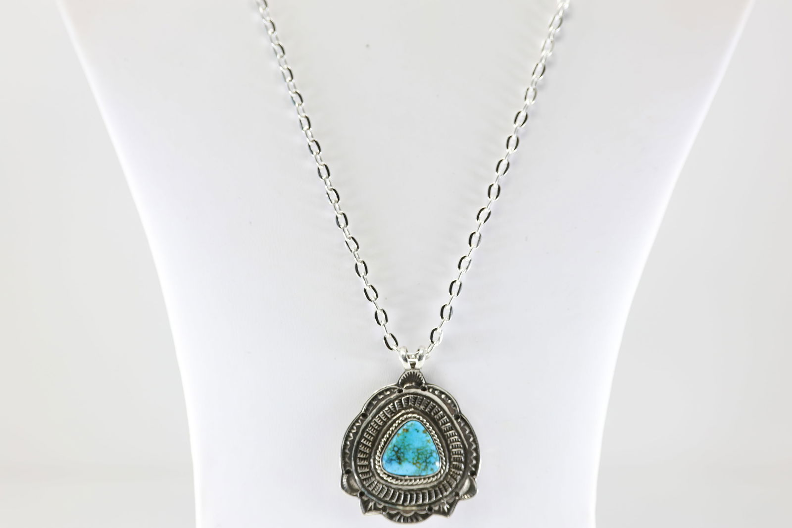 Native America Navajo Sterling Silver Kingman Turquoise Necklace By Leonard Maloney. Necklace (1 of 4)