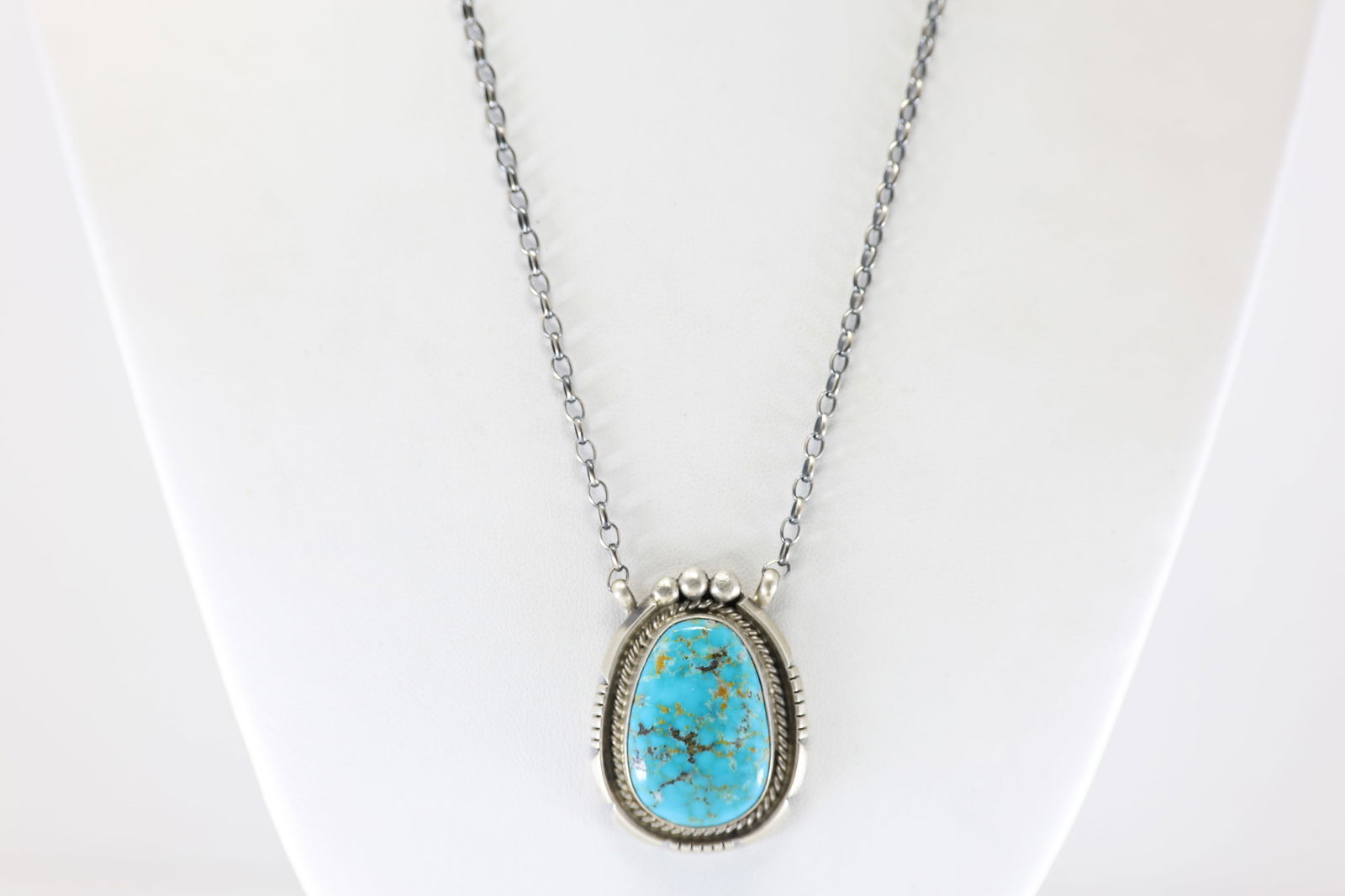 Native America Navajo Sterling Silver Kingman Turquoise Necklace By Brandon Etcitty. (1 of 4)