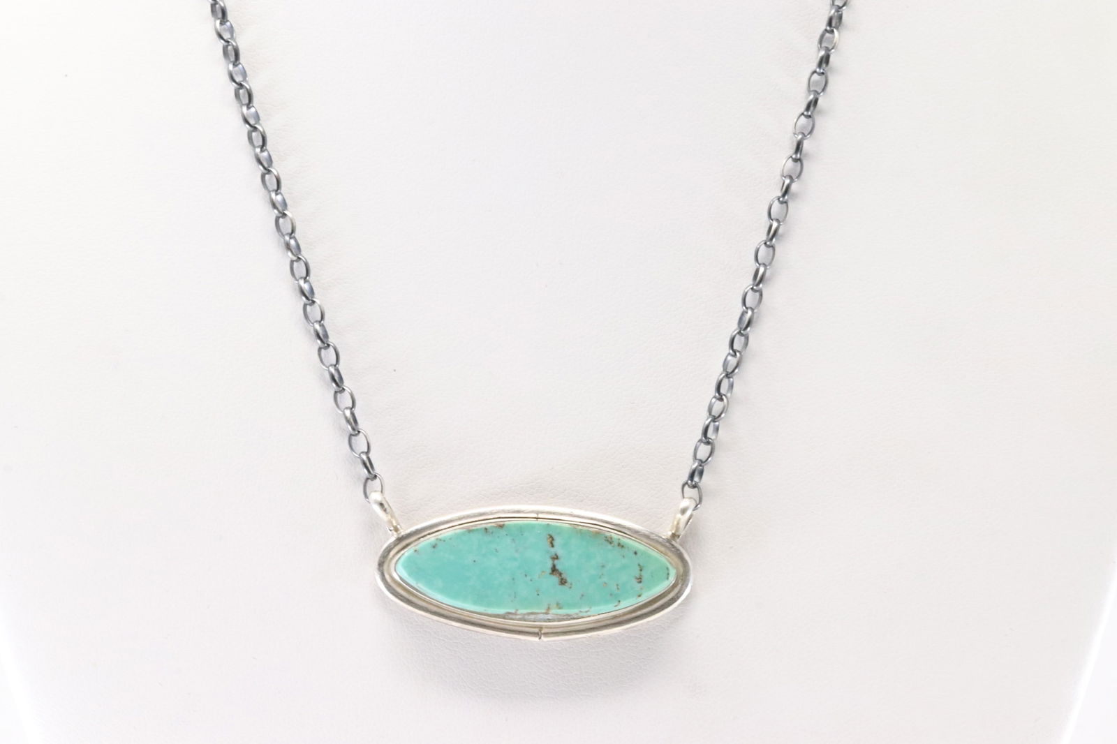 Native America Navajo Sterling Silver Kingman Turquoise Necklace By Steve Francisco. (1 of 4)