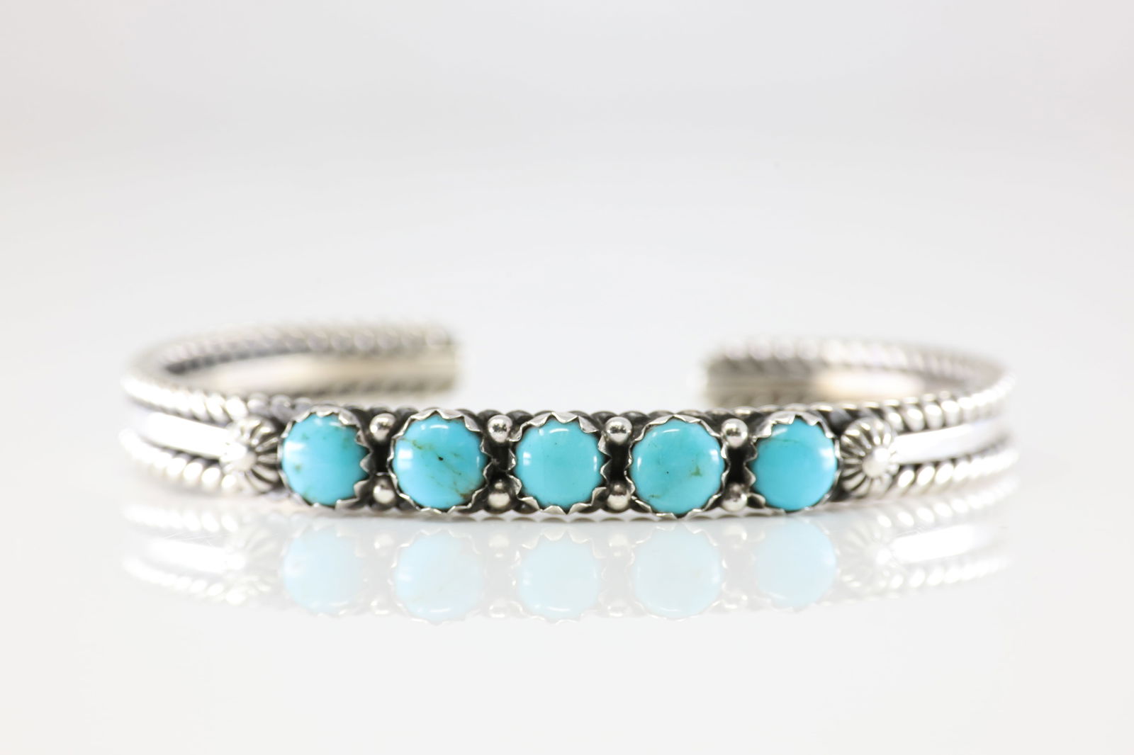Native America Navajo Sterling Silver Turquoise Bracelet Cuff By King. (1 of 4)